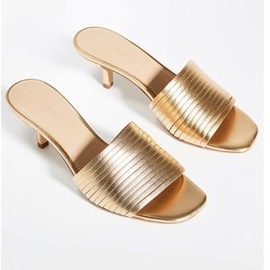 NWT Villa Rouge Locke Sandals